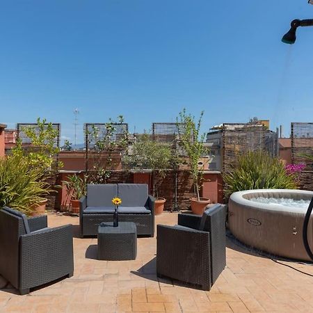 Penthouse With Jacuzzi On Private Terrace In Trastevere Roma Eksteriør bilde