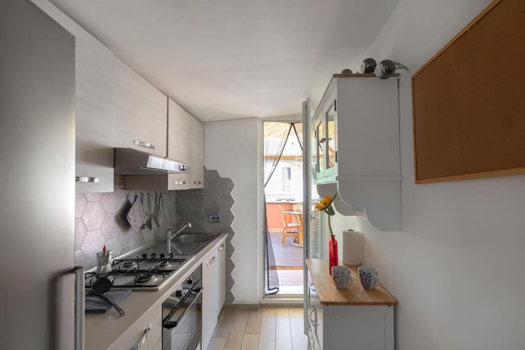 Penthouse With Jacuzzi On Private Terrace In Trastevere Roma Eksteriør bilde